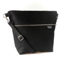 Metka-olkalaukku, musta